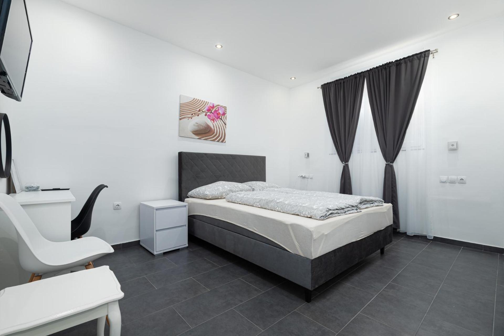 Rooms And Studio Flora Porec Exterior photo