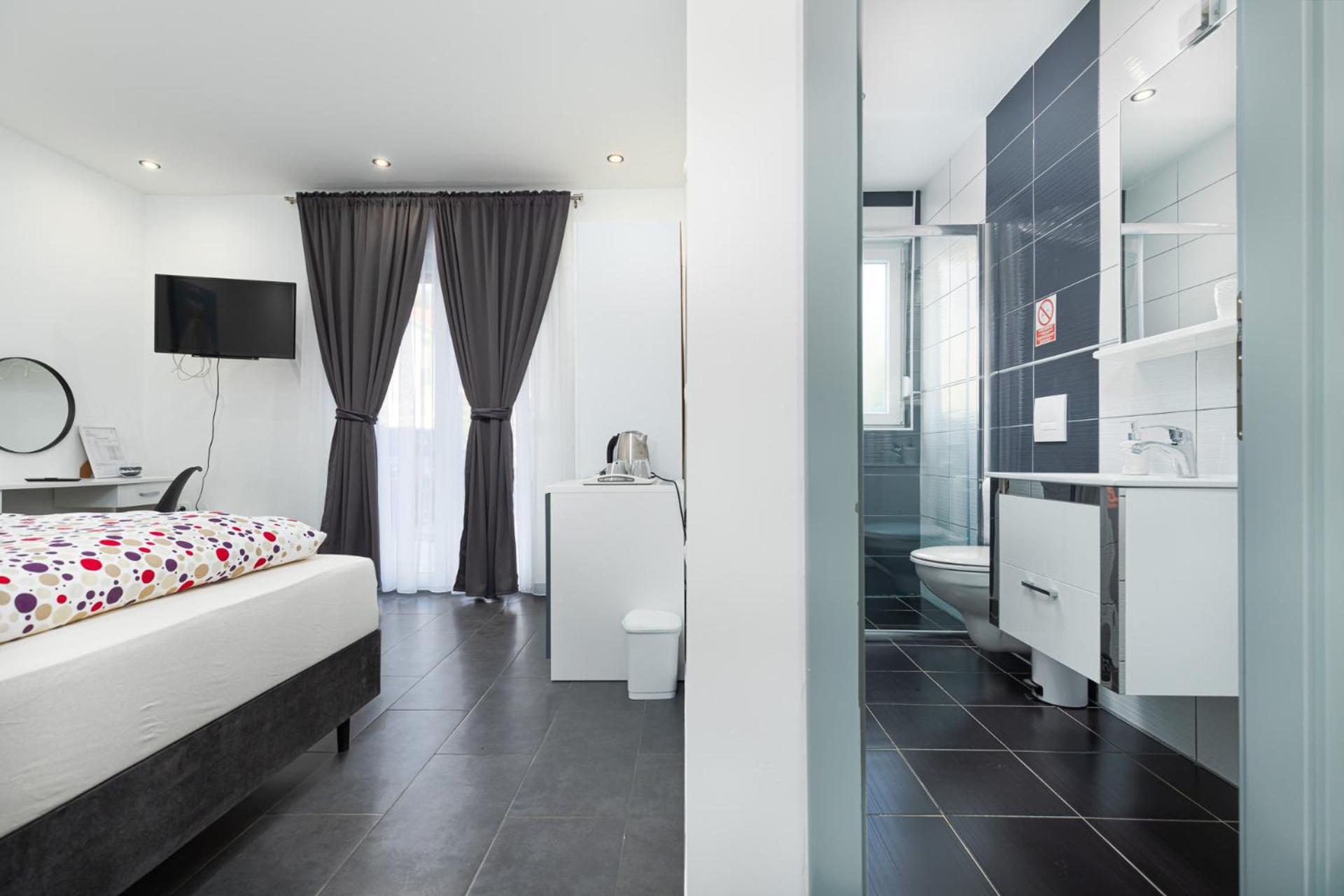 Rooms And Studio Flora Porec Exterior photo